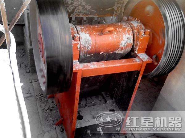 鄂式破碎機投產現場