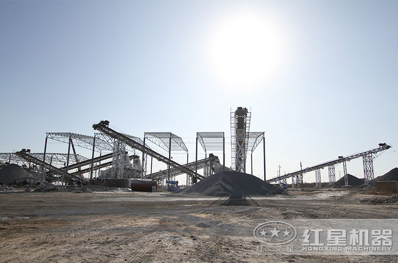 一套機(jī)制砂機(jī)器多少錢？有沒有現(xiàn)場工作視頻