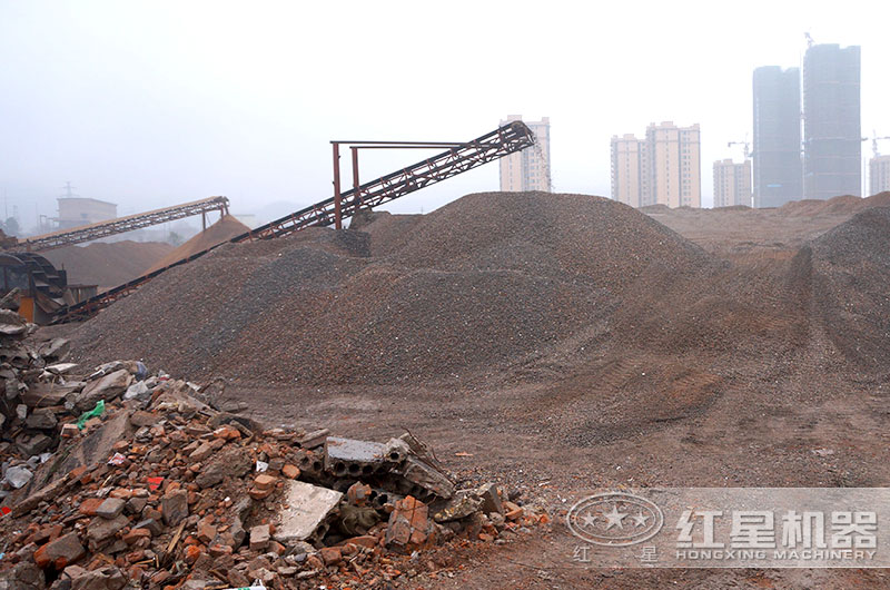 建筑垃圾變廢為磚設備多少錢，建筑垃圾做的磚多少錢一塊？